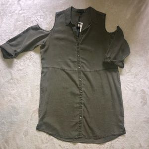 LAST CHANCE Express Utility Dress w/ Cold Shoulder